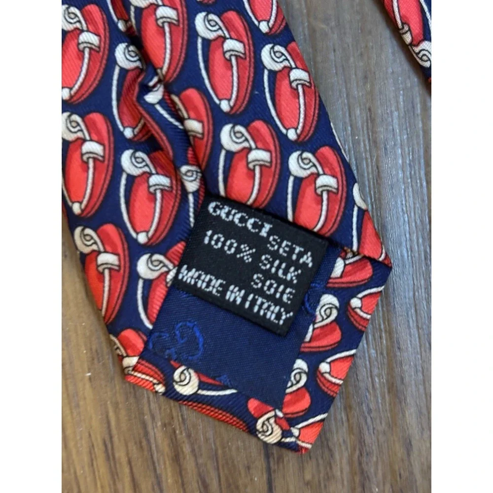 GUCCI Red Navy Gold Neck Tie Silk Italy 3.5 In